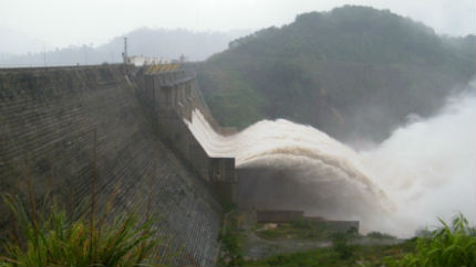 Sau bão lụt, các công trình thủy điện Quảng Nam ồ ạt xả lũ gây ngập lụt trên diện rộng