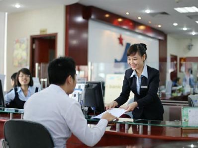 Ngân hàng giúp DN giữ nhân tài