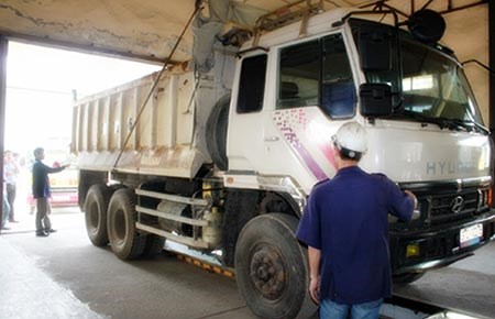 Kiểm tra và xử lý vi phạm pháp luật tại Trung tâm Đăng kiểm