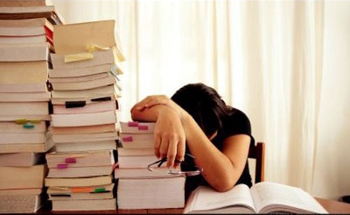 Ngày công bố điểm thi, ngày nhập viện tâm thần