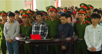 Băng giang hồ lãnh án