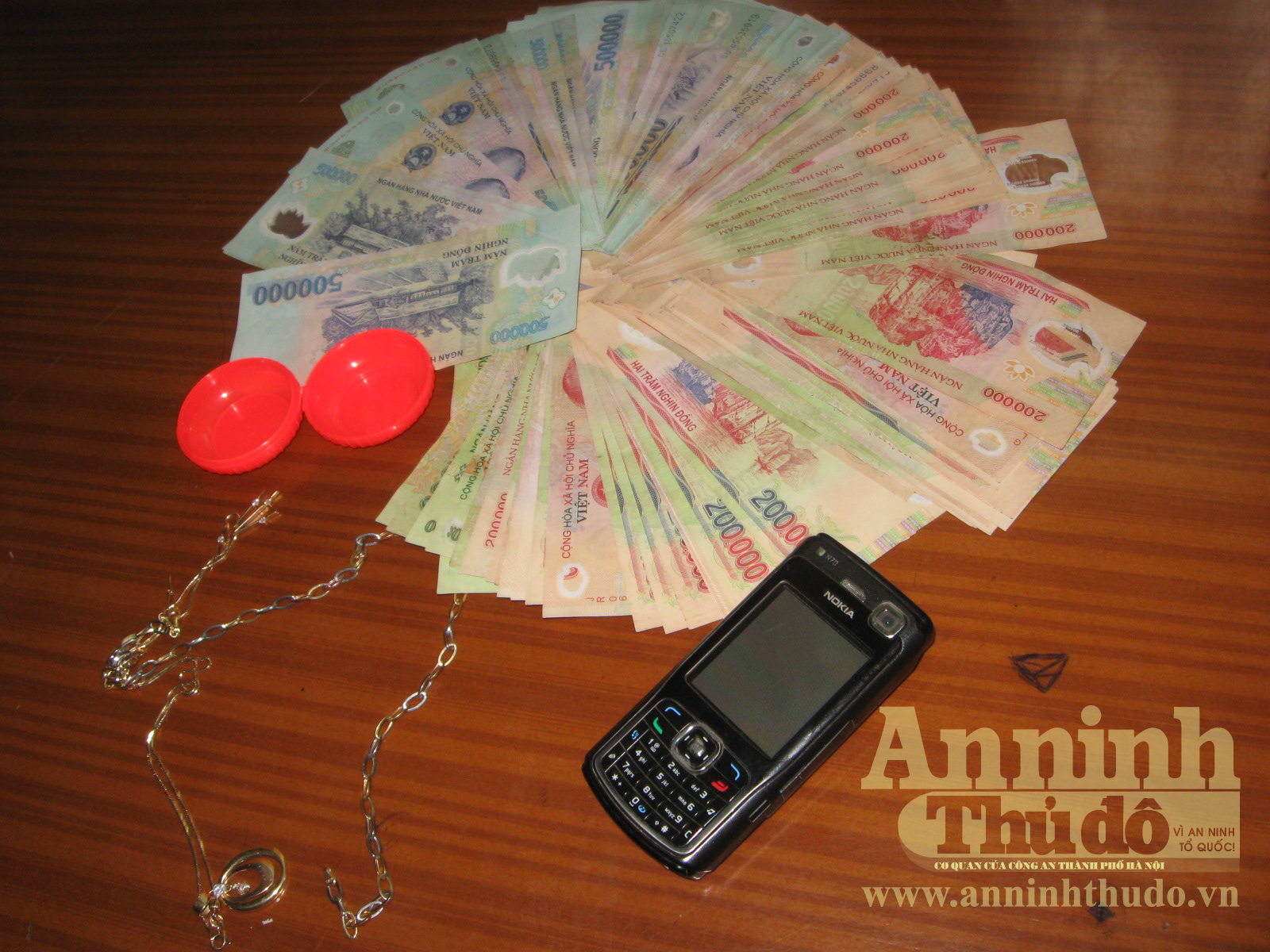 Bắt giữ các đối tượng trộm cắp tài sản