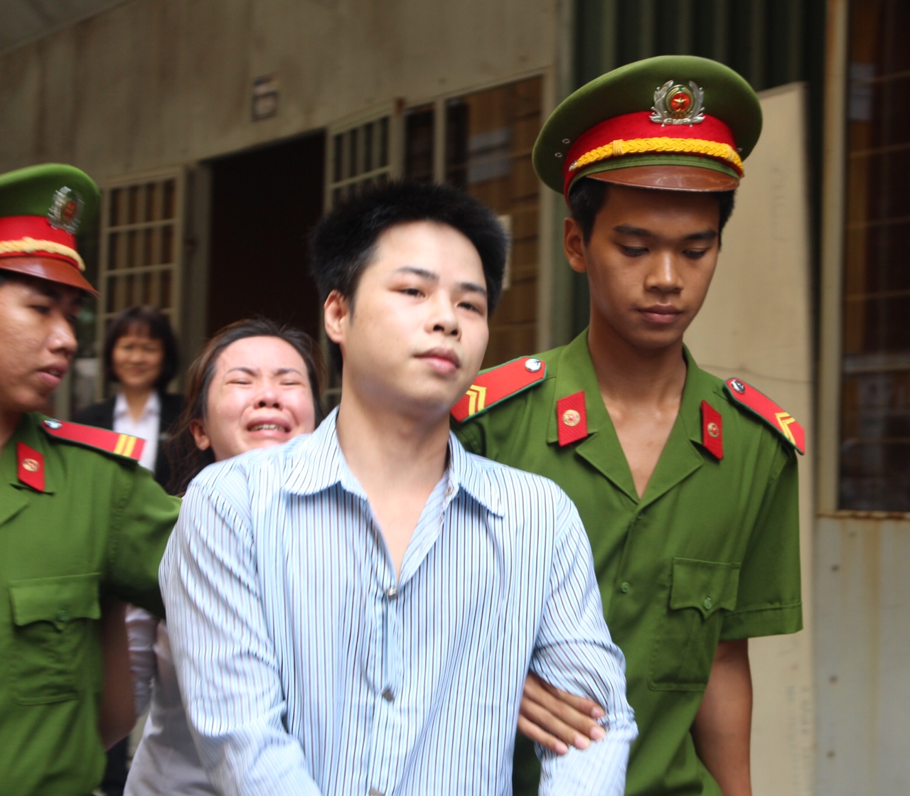 Vì 25 nghìn đồng, tài xế xe ôm bị đánh chết