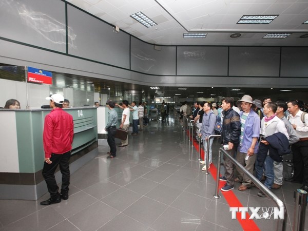 Mỗi ngày có 10 người từ vùng dịch Ebola nhập cảnh vào Việt Nam