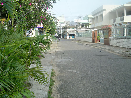 Cảnh giác đối tượng cướp giật dây chuyền