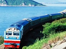 Đường sắt giảm giá vé để hút khách đi tàu
