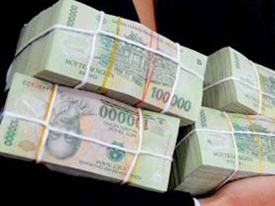 Đủ chiêu đẩy tiền, ngân hàng vẫn ế