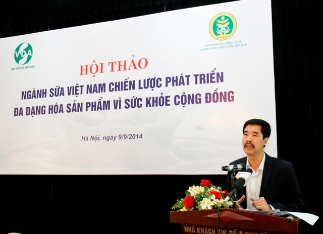 Ông Nguyễn Quốc Khánh – Giám Đốc Điều Hành Công ty Vinamilk phát biểu về vấn đề Chiến lược đa dạng hóa sản phẩm sữa đáp ứng nhu cầu và sự lựa chọn của người tiêu dùng