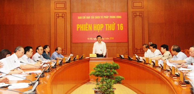 Chủ tịch nước Trương Tấn Sang, Trưởng Ban Chỉ đạo Cải cách tư pháp Trung ương phát biểu tại phiên họp