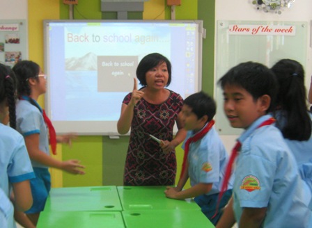 Dạy thêm học sinh của mình, giáo viên phải xin phép đơn vị quản lý