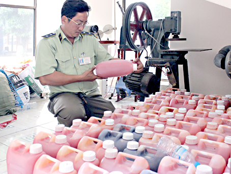 Phát hiện 55 hộp đồ chơi giả