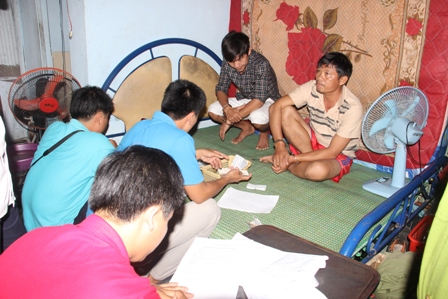 Liên tiếp triệt xóa nhiều vụ mua bán số đề