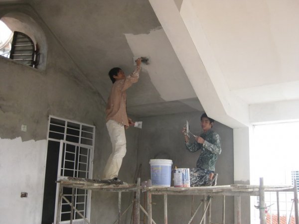 Phát hiện sơn nhiễm độc chì dễ khiến trẻ bị thiểu năng trí tuệ