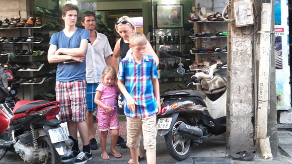 Dễ thuê xe, dễ… thiệt mạng