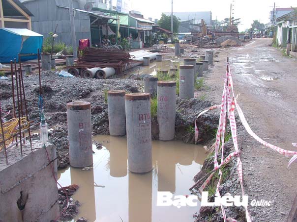 Công trình cầu Rọc Lá II Thi công không đảm bảo an toàn giao thông