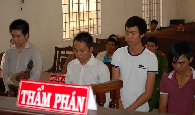 Tăng án đối với kẻ côn đồ