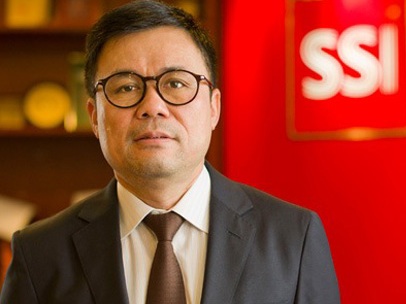 Đệ nhất đại gia chứng khoán tái xuất