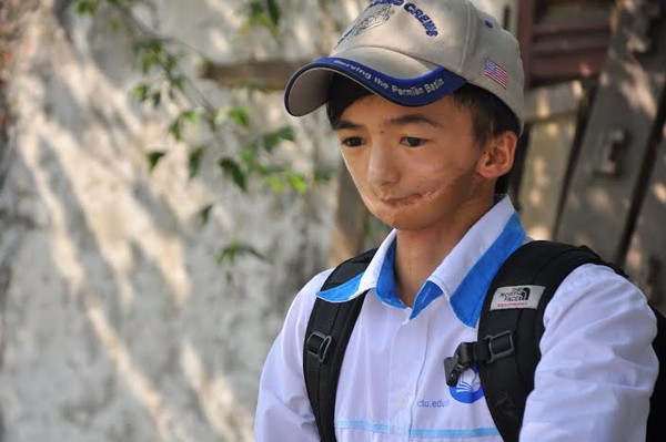 Chàng sinh viên công nghệ với khuôn mặt vĩnh viễn không có nụ cười