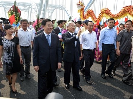 Thông xe đường 5 kéo dài và cầu Đông Trù