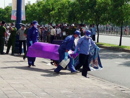 Khởi tố hung thủ giết người, chặt xác làm 3 khúc