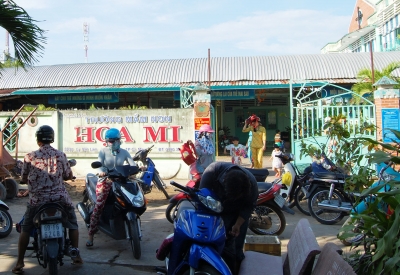 Cảnh giác nạn trộm xe trước cổng trường