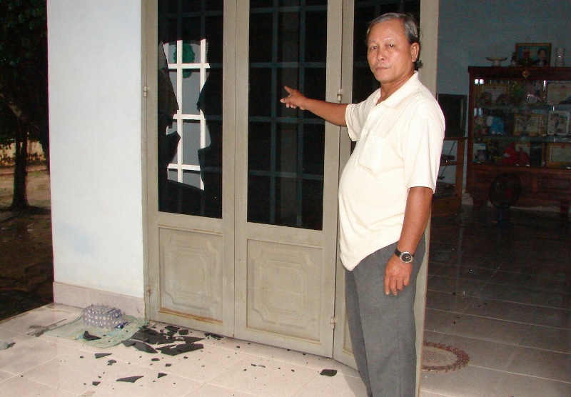 Cần nghiêm trị bọn côn đồ