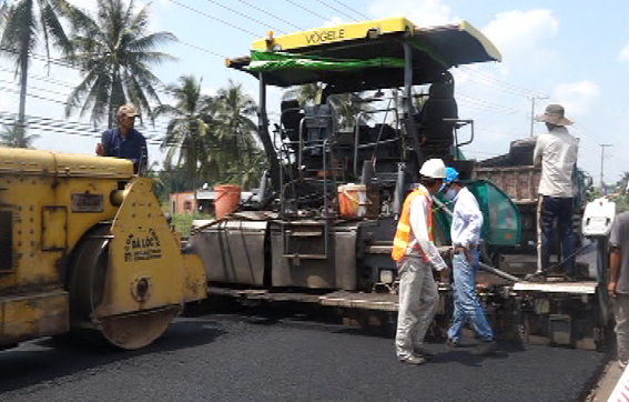 Phấn đấu hoàn thành dự án nâng cấp quốc lộ 1 trước ngày 31-12