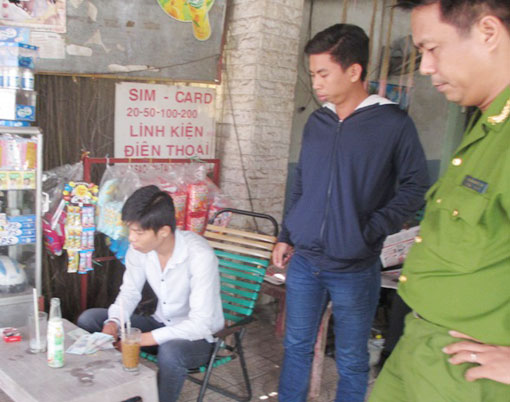 Khởi tố vụ án buôn bán mỹ phẩm giả