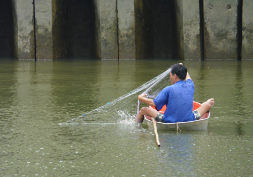 Đi thả lưới đánh cá, 2 người chết đuối