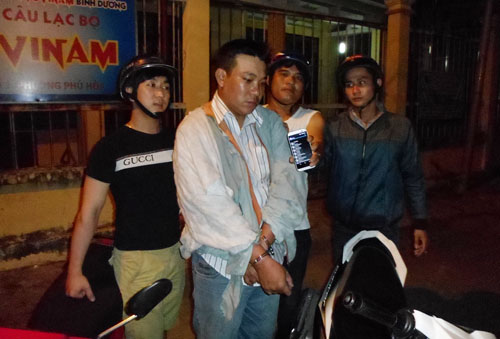 Vào siêu thị để… trộm