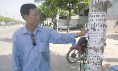 Quảng cáo đè biển báo