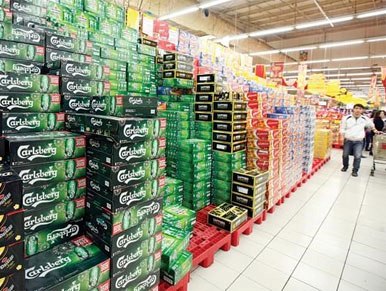 Đề xuất Quốc hội sớm tăng thuế với thuốc lá, rượu bia