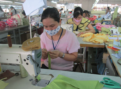 May mặc xuất khẩu giữ đà tăng trưởng