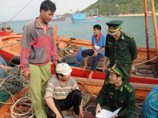 Người dân Cát Khánh tích cực chấp hành pháp luật