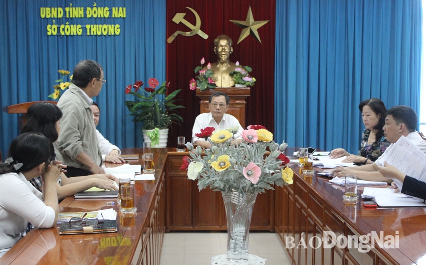 Tăng thu phí đăng ký kinh doanh