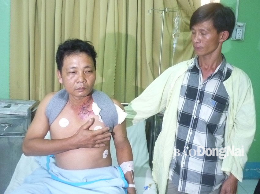 Nổ mìn khai thác đá, một người nhập viện