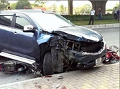Bắt tài xế gây tai nạn chết người trên đường Phạm Hùng