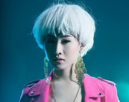 Nữ DJ Oxy gợi cảm dự đại tiệc Thiên Thần Truyện