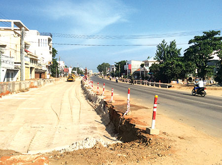 Thi công quốc lộ 1A đoạn qua huyện Bắc Bình Năng lực nhà thầu yếu hay thiếu trách nhiệm