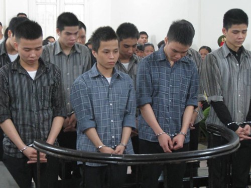 Những chuyện khó tin trong vụ án cô bé 15 tuổi bị hiếp dâm tập thể