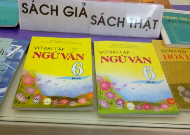 Sách giả, sách lậu… và dấu hỏi dành cho nhà quản lý