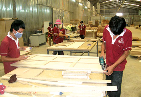 Xuất khẩu hàng hóa trên đường về đích