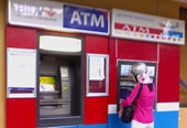 Để máy ATM hết tiền, ngân hàng sẽ bị phạt nặng