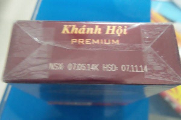 Xuất hiện thuốc lá nội mọt mốc cực độc