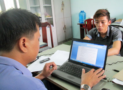 Tung hình khỏa thân của bạn gái cũ lên facebook