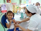 Kon Tum Hơn 90 trẻ dưới 5 tuổi được tiêm chủng vắcxin sởi-rubella