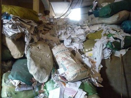 Kinh hoàng công nghệ sản xuất giấy chùi miệng