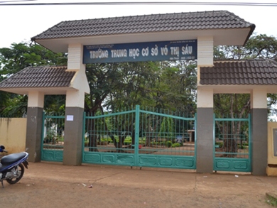 Học sinh lớp 9 đâm chết bạn giữa lớp