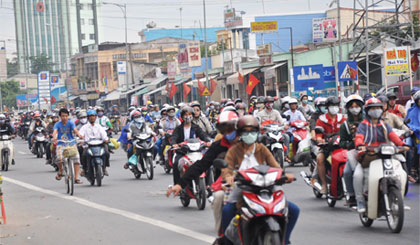 Quyết tâm kiềm giảm tai nạn giao thông trong những tháng cuối năm