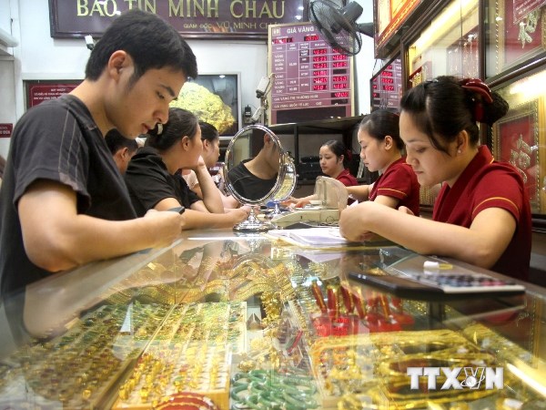 Giá vàng SJC giảm 400 000 đồng mỗi lượng so với ngày đầu tuần